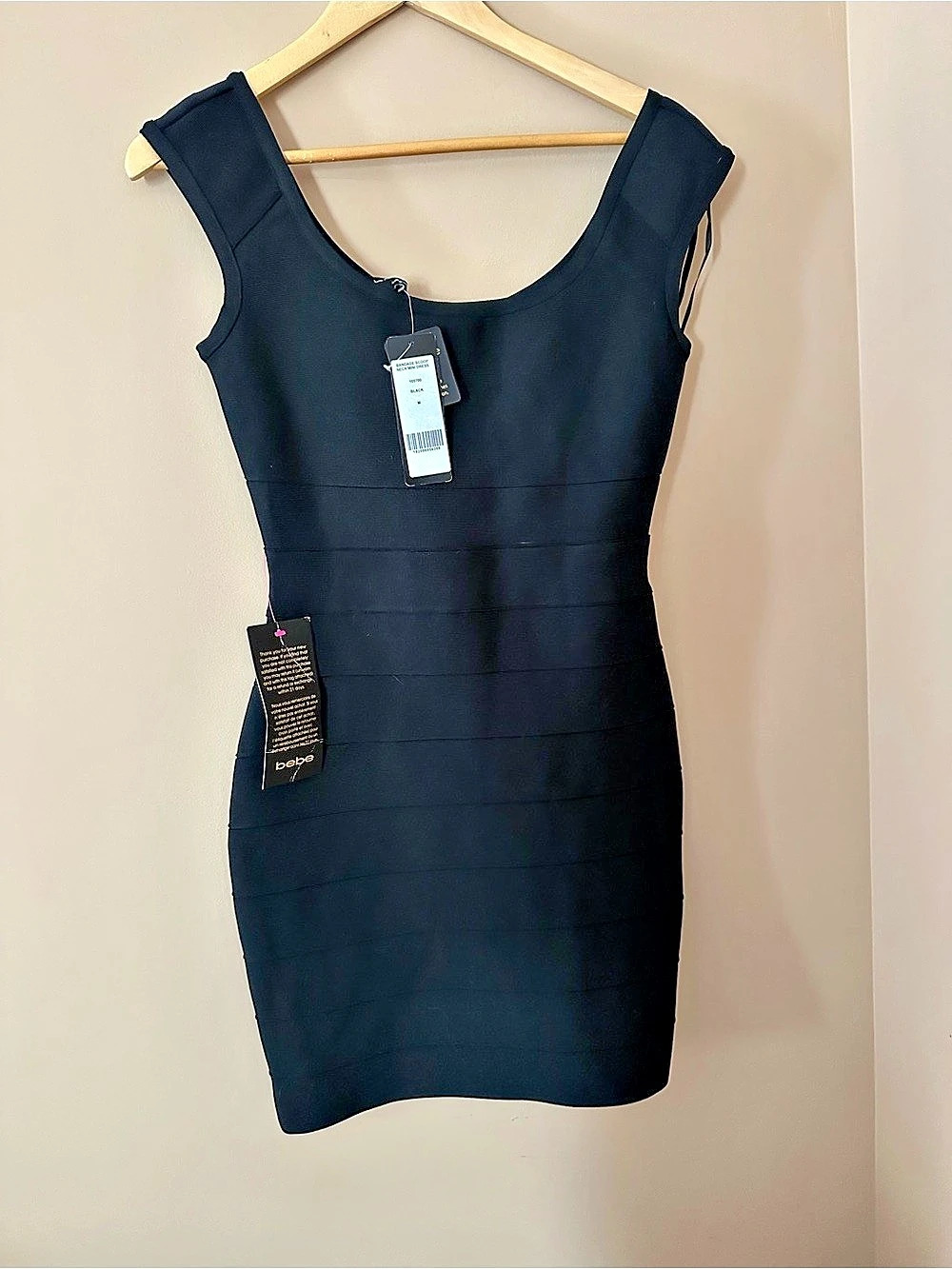 bebe Bandage Scoop Neck Mini Dress Bandage Mini Dress in Black Size Medium NWT